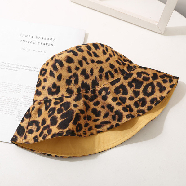 Leopárdmintás női textil sapka