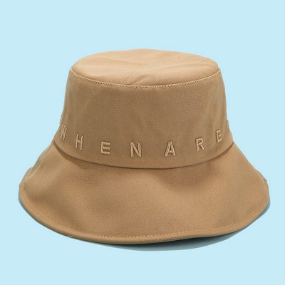 Női alkalmi sapka felirattal