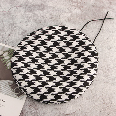 Καρό γυναικείο καπέλο μπερέ με κορδόνια