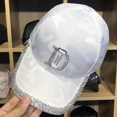 Μοντέρνο γυναικείο καπέλο - με γείσο και πέτρες