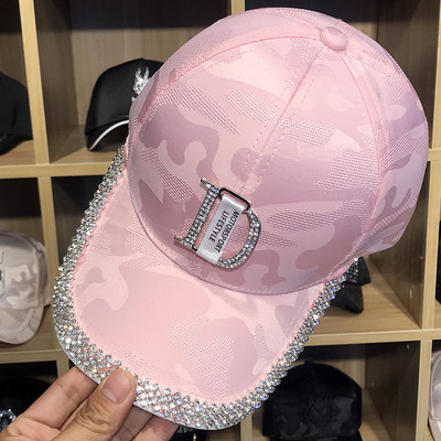 Μοντέρνο γυναικείο καπέλο - με γείσο και πέτρες