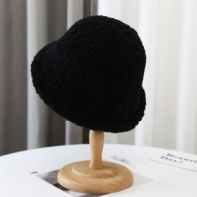 Γυναικεία χνουδοτό καπέλο