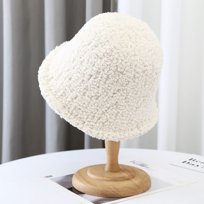 Γυναικεία χνουδοτό καπέλο