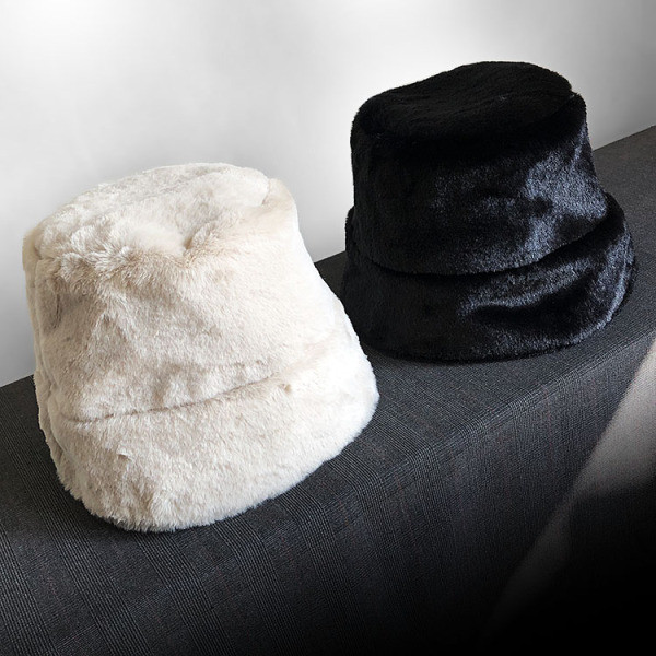 Téli női kalap sima modell