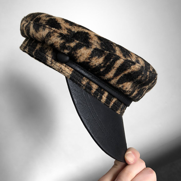 Női sapka típusú sapka bőr ellenzővel