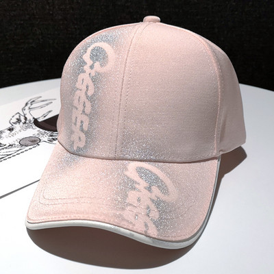 Modern női fényes sapka felirattal