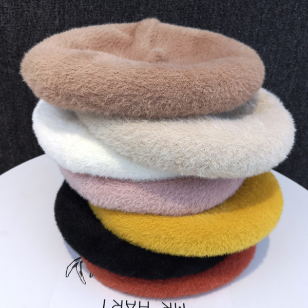 Női barett típusú kalap