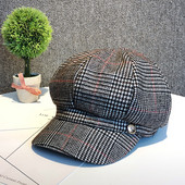 Női alkalmi sapka napellenzővel - alkalmas télre