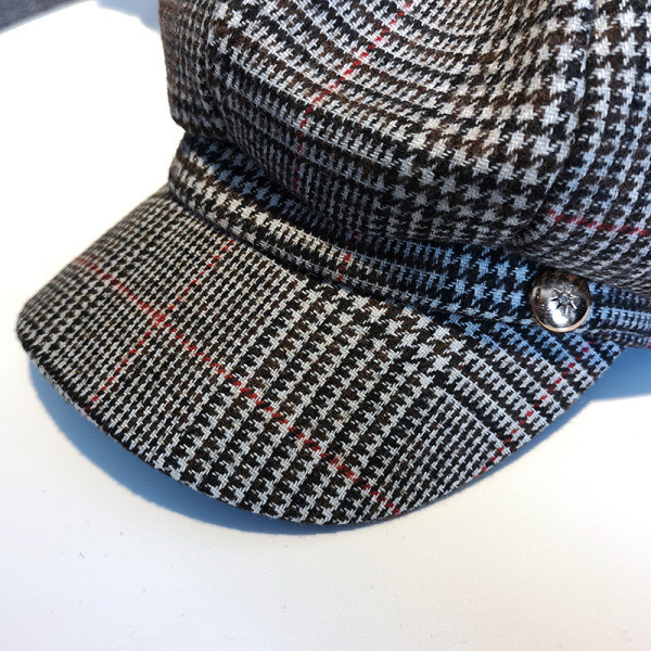 Női alkalmi sapka napellenzővel - alkalmas télre