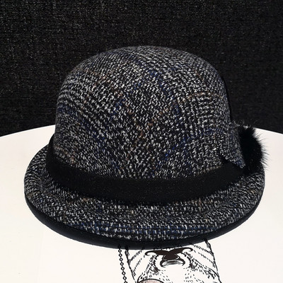 Női téli kockás sapka - bombe típusú