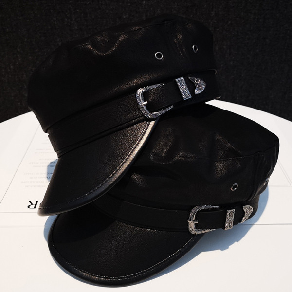 Új modell női sapka műbőr ellenzővel