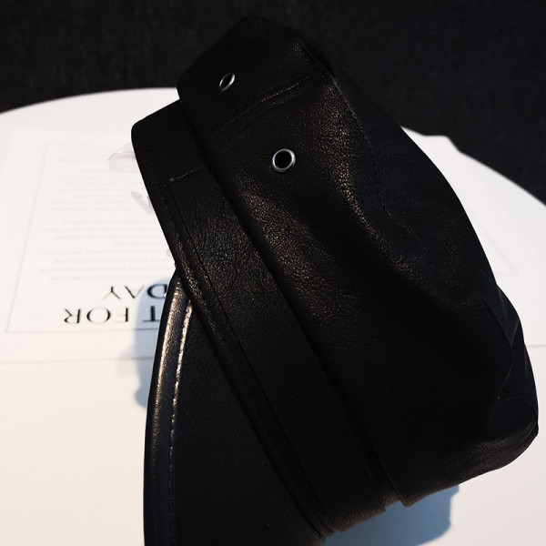 Új modell női sapka műbőr ellenzővel