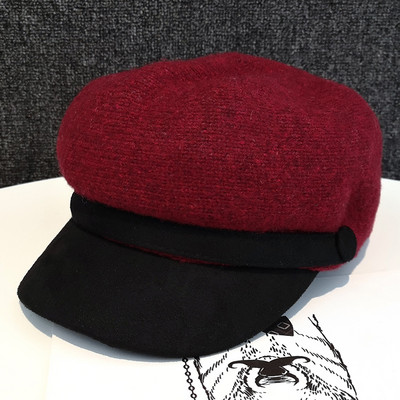 Modern női gyapjú sapka-svájcisapka típus