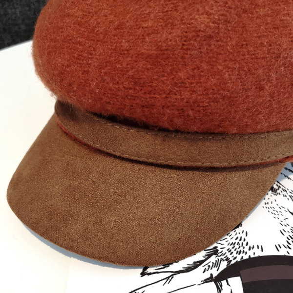 Modern női gyapjú sapka-svájcisapka típus