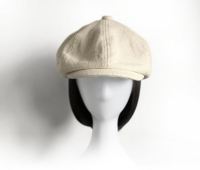 Női sapka barett típusú napellenzővel