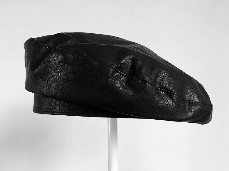 Elegáns női barett tiszta eco bőrből