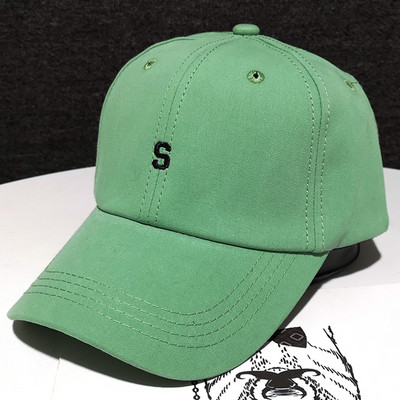 Γυναικείο υφασμάτινο καπέλο με γείσο και κέντημα