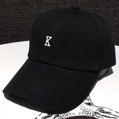 Γυναικείο υφασμάτινο καπέλο με γείσο και κέντημα