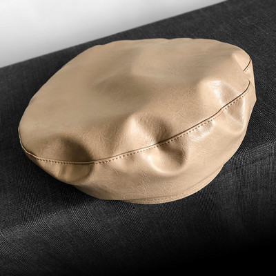 Aktuális női barett tiszta eco bőrből