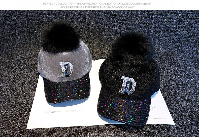 Új modell női sapka pehelypomponnal és napellenzővel