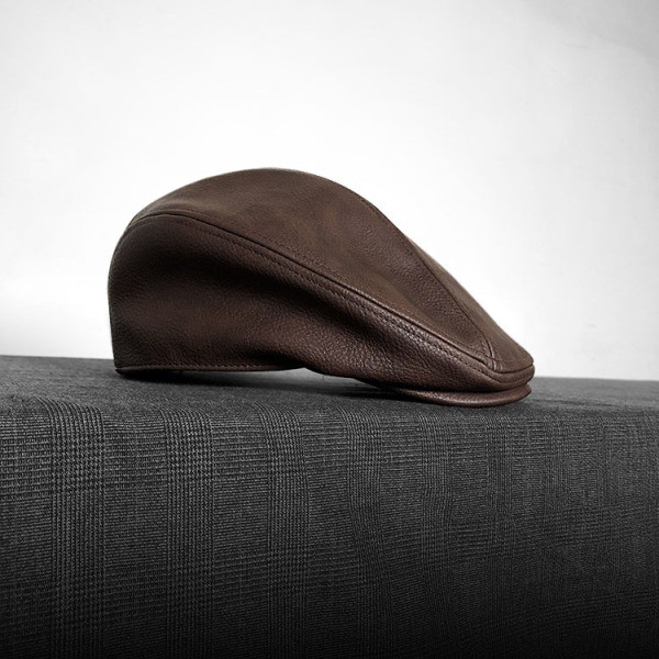 Μοντέρνο γυναικείο καπέλο από έκο δέρμα