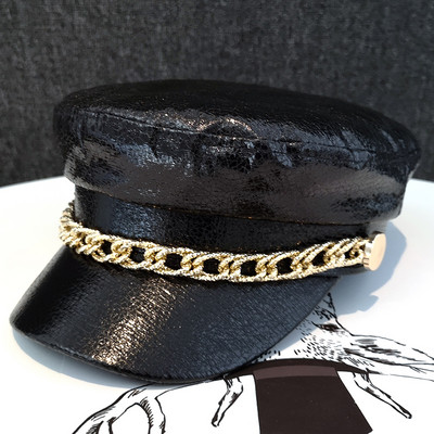 Női bőr svájcisapka fém díszítéssel