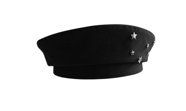 Női barett típusú sapka fém díszítéssel