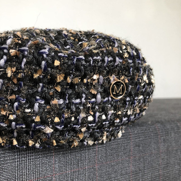 Női színes barett típusú sapka