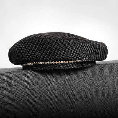 Modern női barett típusú kövekkel díszített sapka