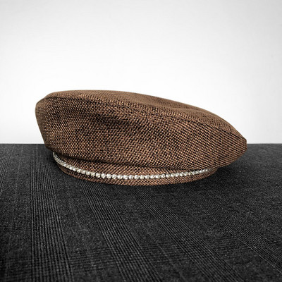 Modern női barett típusú kövekkel díszített sapka