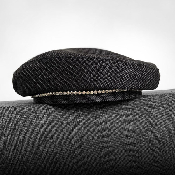 Modern női barett típusú kövekkel díszített sapka