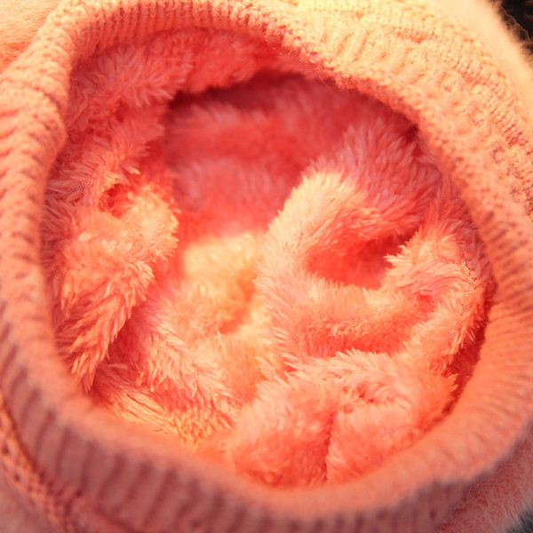 Kötött őszi-téli barett típusú sapka