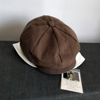 Modern női sapka kis szemellenzővel