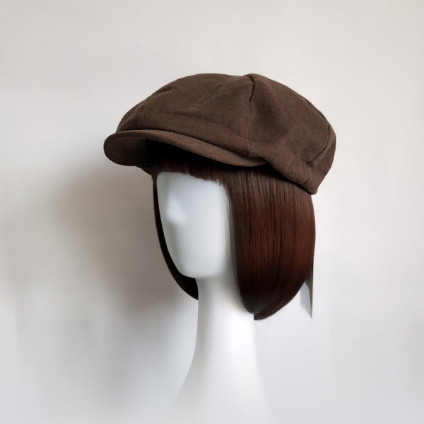 Modern női sapka kis szemellenzővel