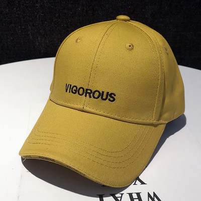 Uniszex textil sapka napellenzővel és hímzett felirattal