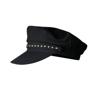 Női sapka típusú sapka fém elemmel