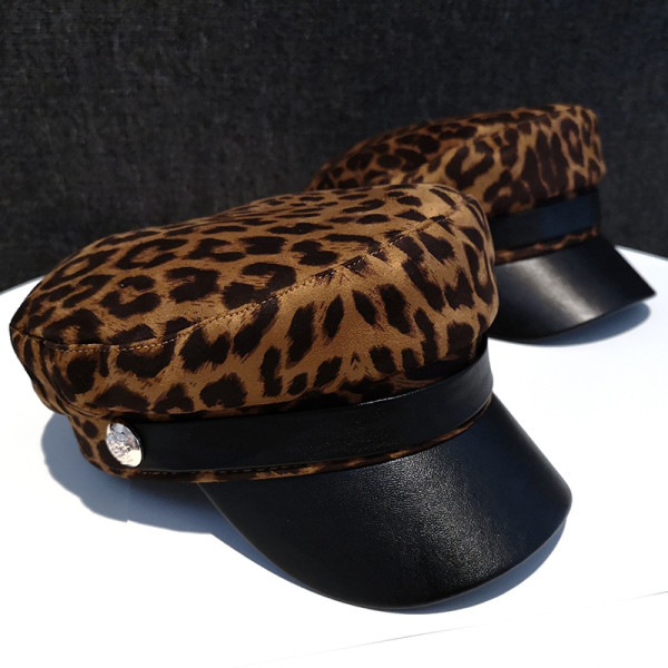 Új modell női sapka állatmintával és napellenzővel
