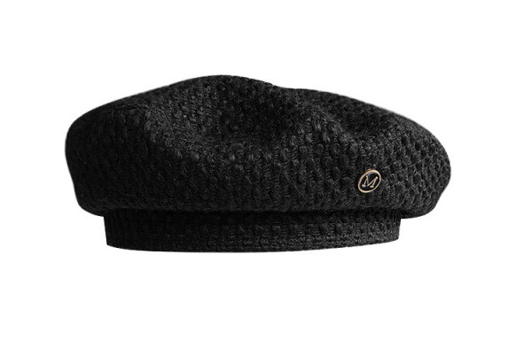 Női modern barett típusú sapka fém elemmel