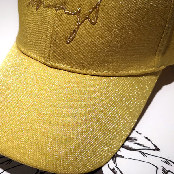 Új modell női alkalmi sapka hímzéssel