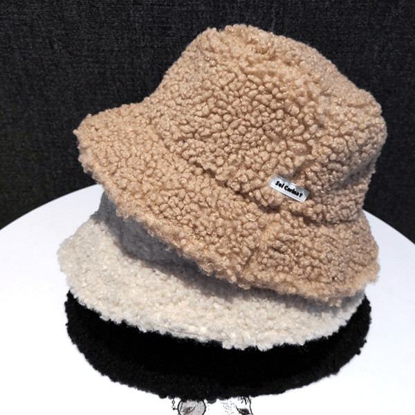 Lepršava ženska ribička kapa