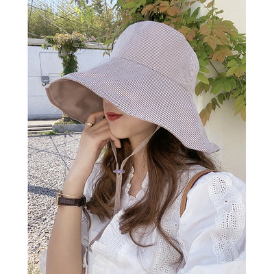 Női napvédő sapka rojtokkal