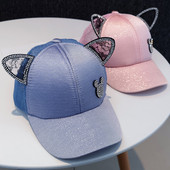 Μοντέρνο γυναικείο καπέλο με τρισδιάστατα στοιχεία και πέτρες