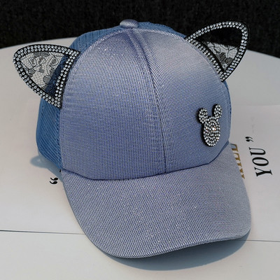 Μοντέρνο γυναικείο καπέλο με τρισδιάστατα στοιχεία και πέτρες