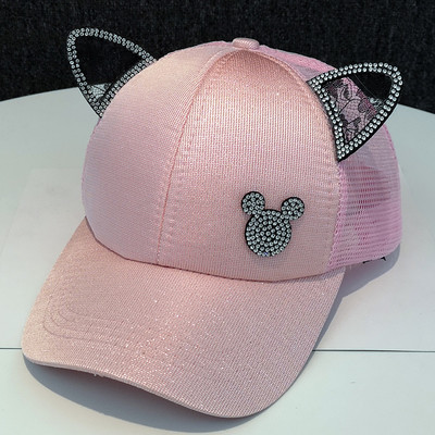 Μοντέρνο γυναικείο καπέλο με τρισδιάστατα στοιχεία και πέτρες