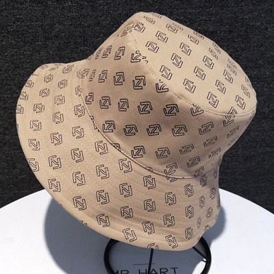 Καθημερινό γυναικείο καπέλο