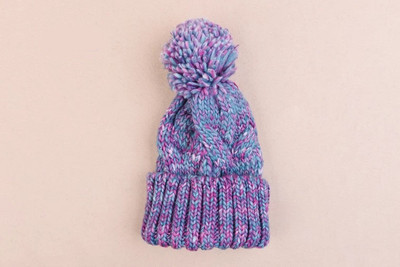 Γυναικείο πλεκτό καπέλο με γούνα