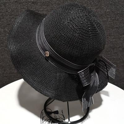 Μοντλερνο γυναικείο καπέλο με κορδέλα