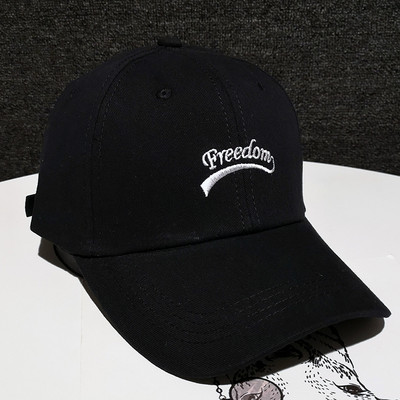 Unisex baseball kapa s izvezenim natpisom