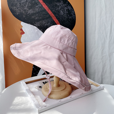 Γυναικείο καπέλο με κρόσσια και κορδόνια