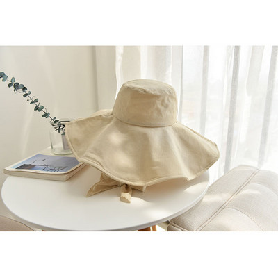 Női sapka rojtokkal